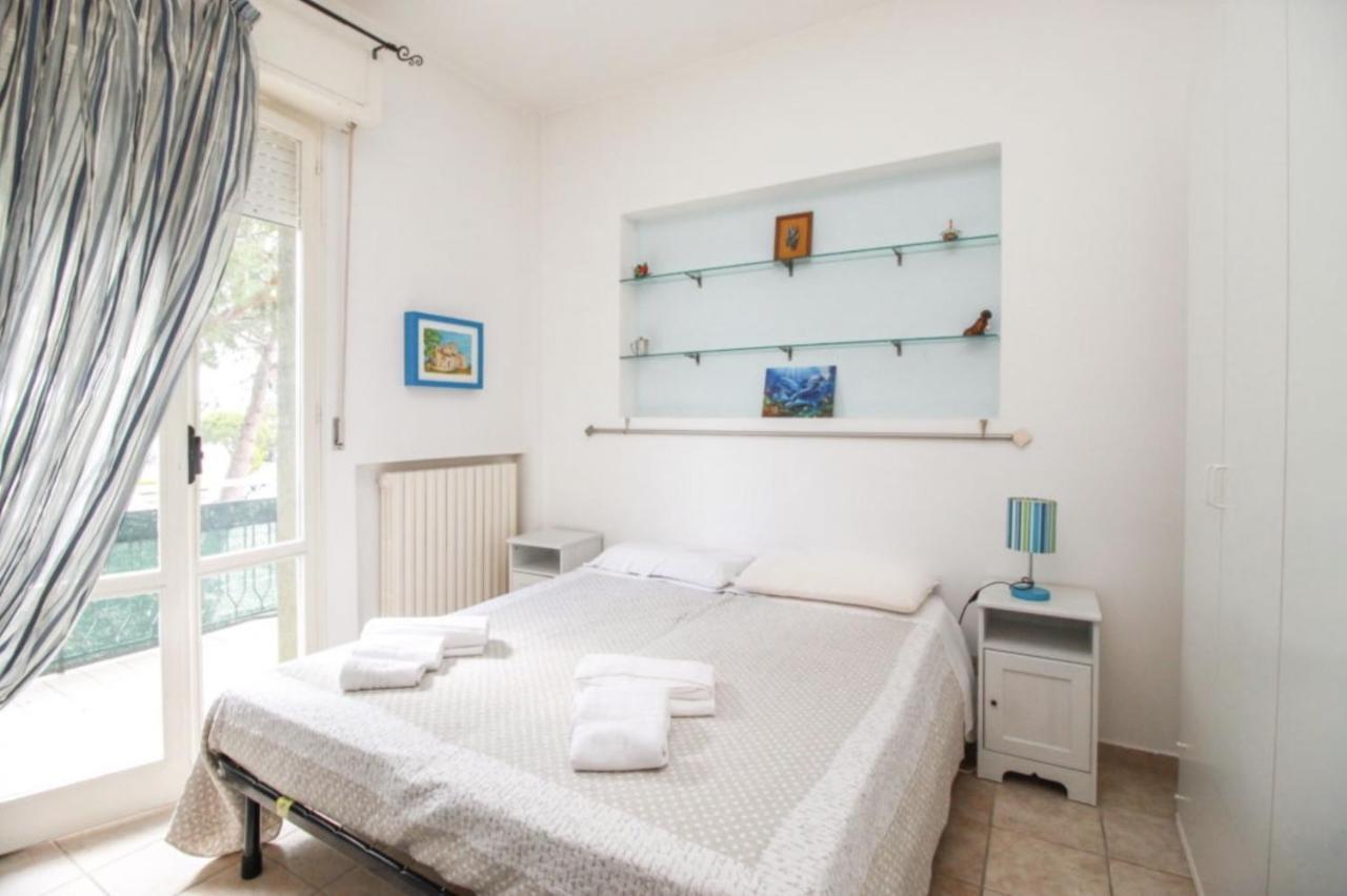 Casa Vacanze Marcelli51 - Le Grotte Rooms & Apartments Bagian luar foto